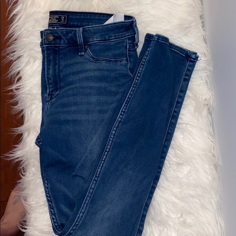 abercrombie low rise jeans (like jeans/leggings)